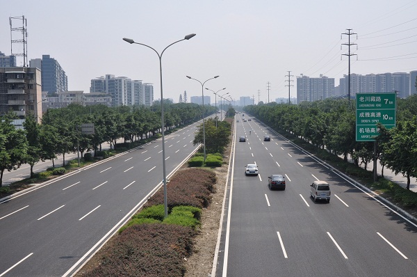 三環(huán)路主道路面